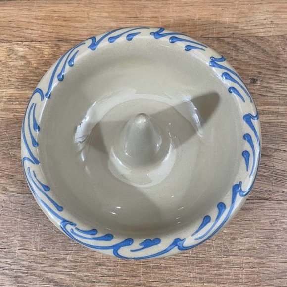 Hartstone Pottery USA Apple Baker Dish with Blue Accents Initials DW on Rim - Picture 3 of 6